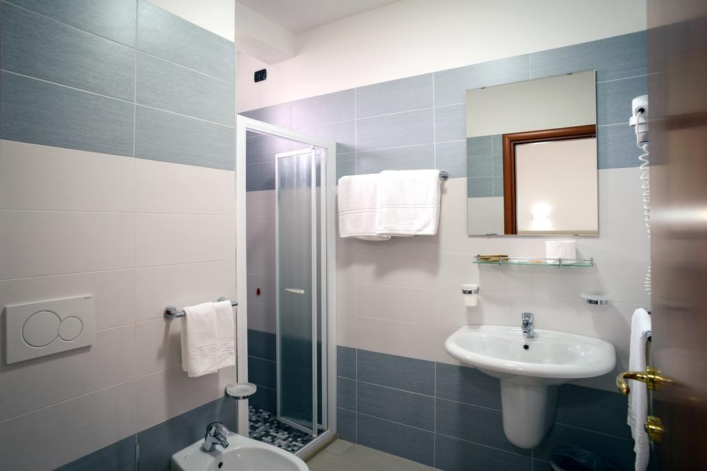 Hotel Clipper Giulianova Luaran gambar