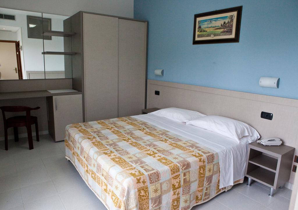 Hotel Clipper Giulianova Luaran gambar