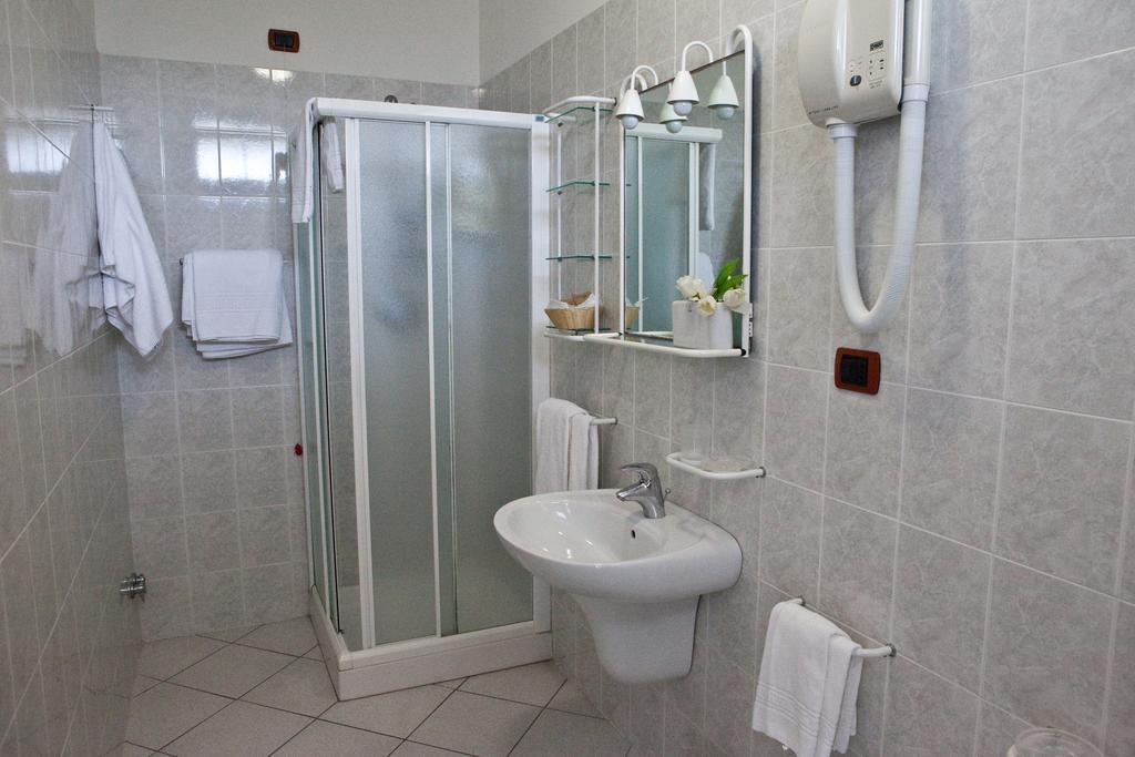 Hotel Clipper Giulianova Luaran gambar
